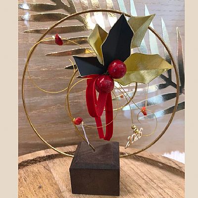 ΧΕΙΡΟΠΟΙΗΤΟ ΧΡΙΣΤΟΥΓΕΝΝΙΑΤΙΚΟ ΔΙΑΚΟΣΜΗΤΙΚΟ ΑΠΟ ΜΕΤΑΛΛΟ ΚΑΙ ΞΥΛΟ